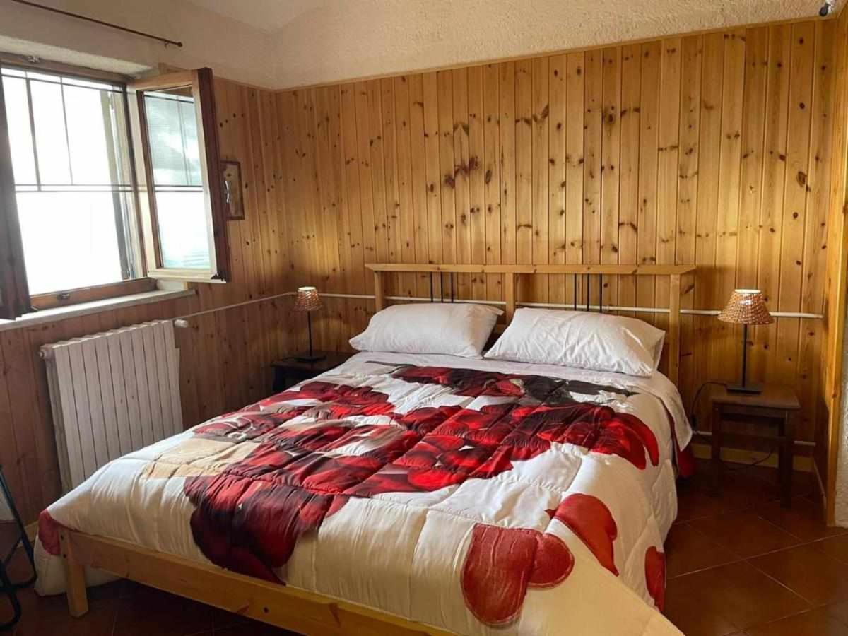 Casa Vacanza Le Viste Serrone Eksteriør billede