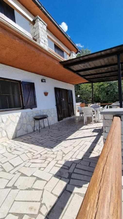 Casa Vacanza Le Viste Serrone Eksteriør billede