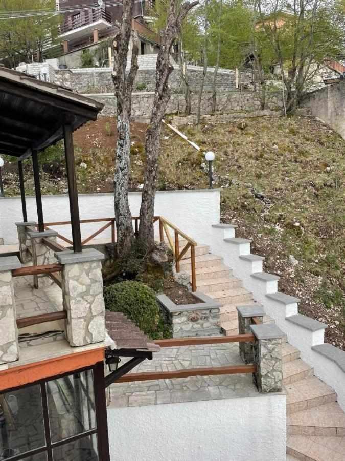 Casa Vacanza Le Viste Serrone Eksteriør billede