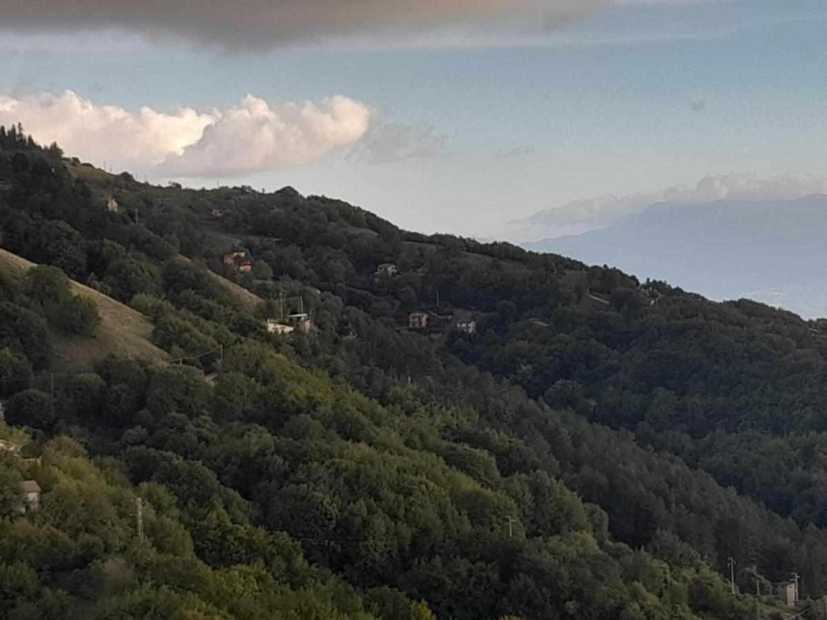 Casa Vacanza Le Viste Serrone Eksteriør billede
