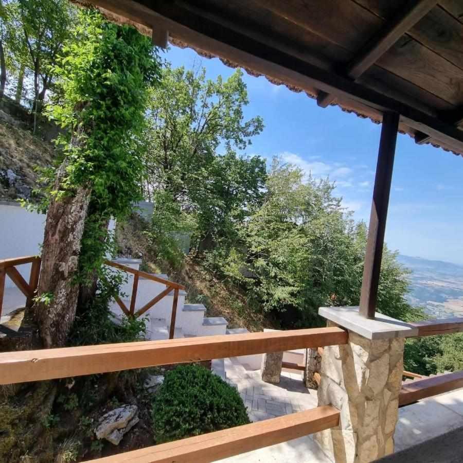 Casa Vacanza Le Viste Serrone Eksteriør billede