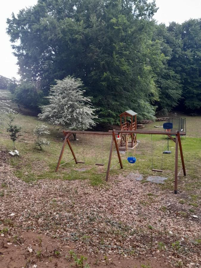 Casa Vacanza Le Viste Serrone Eksteriør billede